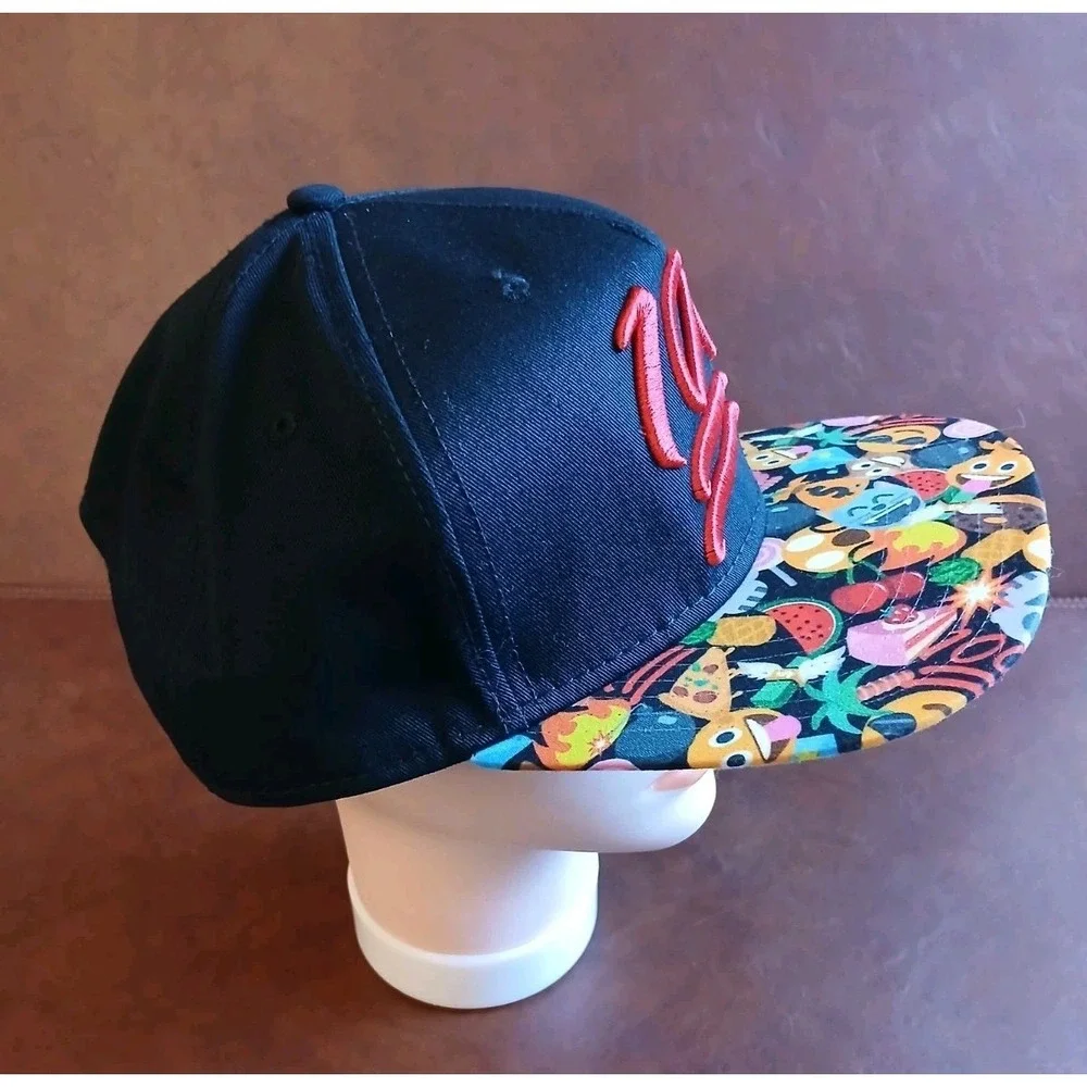 Emoji Flat Bill Snapback Adjustable‎ Black Hat Cap #1587